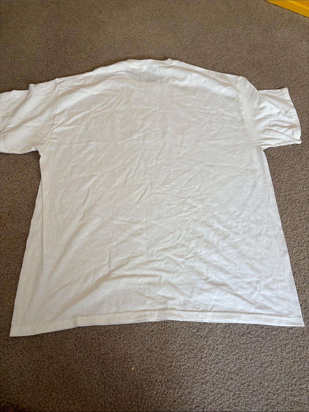 Italia Graphic Tee - White with Red Script size XL - Picture 4 of 4